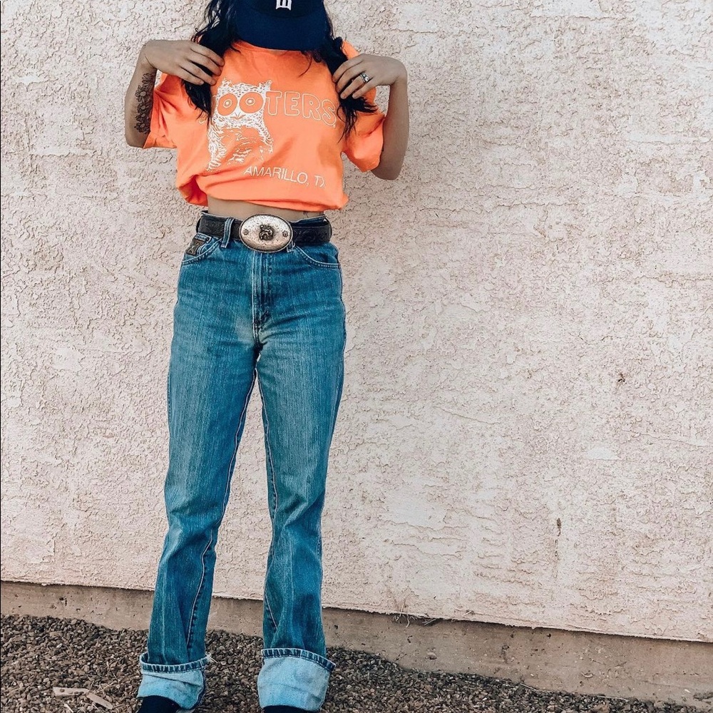 Amarillo TX Hooters Shirt